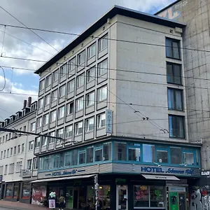 Schwarzer Baer 3*, Hannover Németország